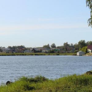 Деревня Печенкино. Берег озера Еткуль.