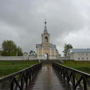 Станция Оять. Введено-Оятский женский монастырь. Фото И.Новиковой
