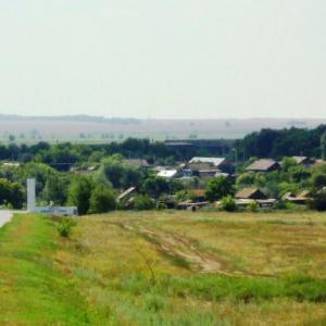 Село Красная Речка находится на трассе Самара – Саратов.