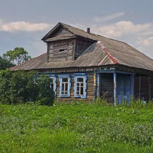 Дом в деревне Мелтучи. Июль 2013 г. Фото: Анатолий Максимов.