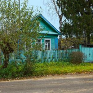 Дом в деревне Прутня. Октябрь 2016 г. Фото: Анатолий Максимов.