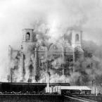 Разрушение Храм Христа Спасителя взрывом 5 декабря 1931 года.