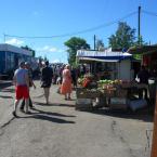 Торговля на проезжей части ул. Карла-Маркса
