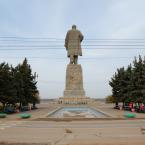 Вид на Волгу и памятник Ленину. Октябрь 2013 г. Фото: А. Востриков.