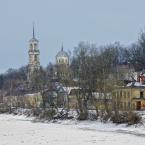 Вид на Ильинскую церковь с речки Тверцы, февраль 2014 г. Фото: А. Максимов.