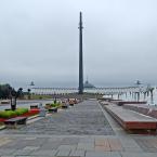 Вид на Монумент Победы с Центральной аллеи Парка Победы. Сентябрь 2014 г. Фото: А. Востриков.