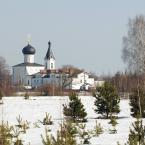 Вид на монастырь, апрель 2013. Фото: А. Максимов.