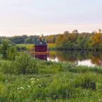 Вид на Никольскую часовню с берега реки Орши. Июнь 2008 г. Фото: А. Максимов.