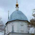 Основной объем Михаилоархангельской церкви. Май 2017 г. Фото: Анатолий Максимов.