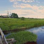 Вид на село Поведь, Покровскую церковь и окрестности с моста через реку Поведь. Июнь 2014 г. Фото: Анатолий Максимов.
